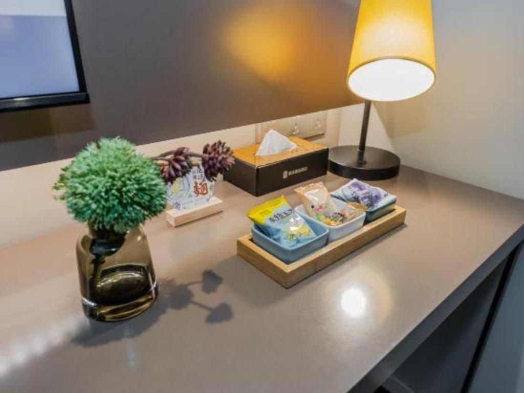 Home Inn Plus Shanghai New International Expo Center Yushan Road Yuanshen Sports Buitenkant foto