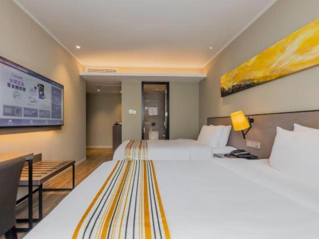 Home Inn Plus Shanghai New International Expo Center Yushan Road Yuanshen Sports Buitenkant foto