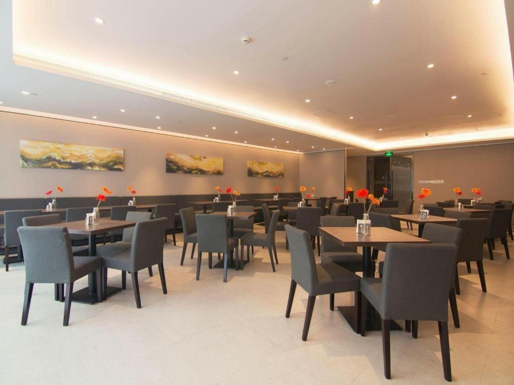 Home Inn Plus Shanghai New International Expo Center Yushan Road Yuanshen Sports Buitenkant foto